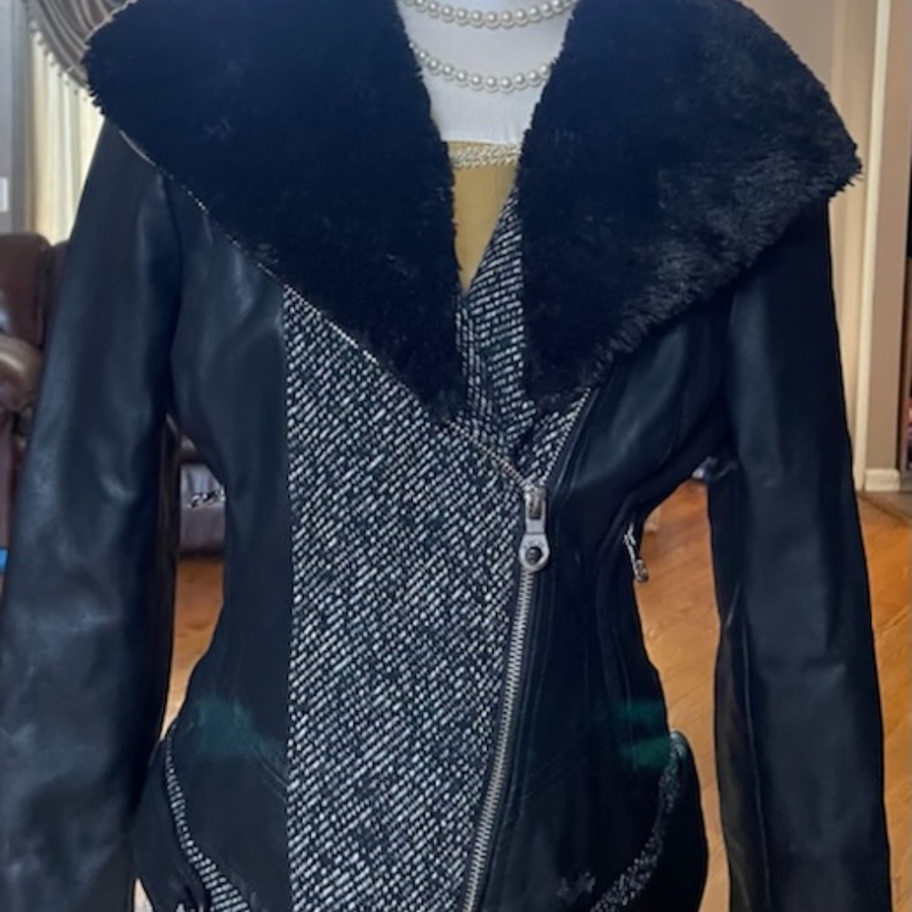 Vintage Guess Womens coat